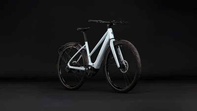 Cube Editor Hybrid SLT 400X FE Electric Trapeze Frame Aluminium bike 2027 in Glacier/Prizm-5