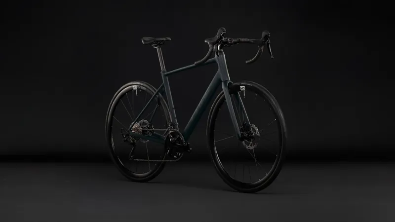 Cube Attain SLX Aluminium road bike 2027 in Black/Chrome-4