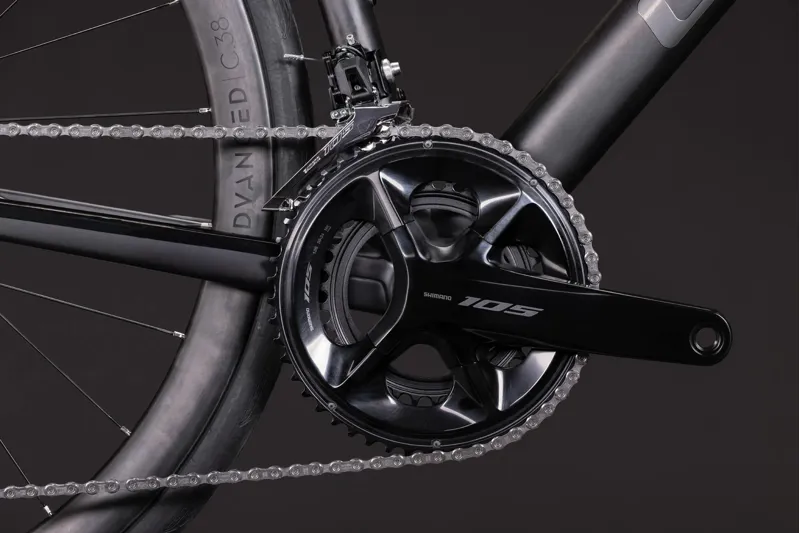 Cube Attain C:62 Race Carbon road bike 2027 in Carbon/Coalchrome-8