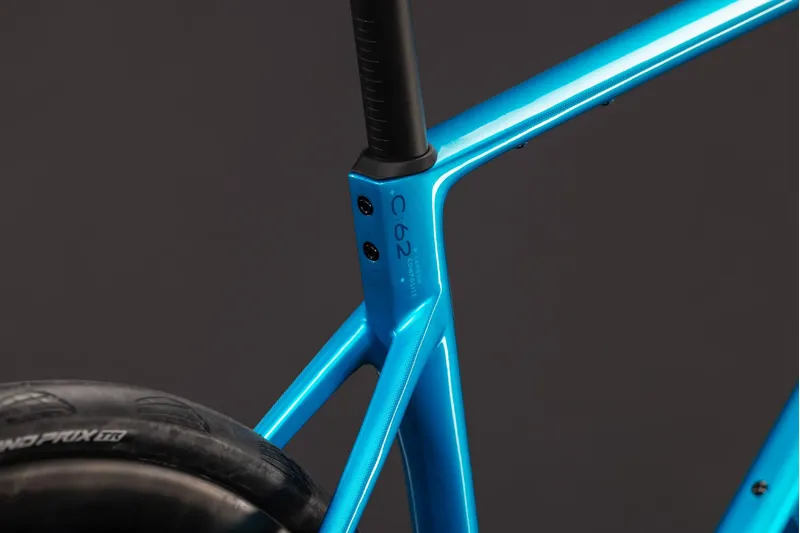 Cube Attain C:62 SLX Carbon road bike 2027 in Bali/Blue-9