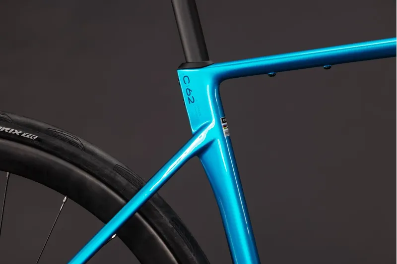 Cube Attain C:62 SLX Carbon road bike 2027 in Bali/Blue-7