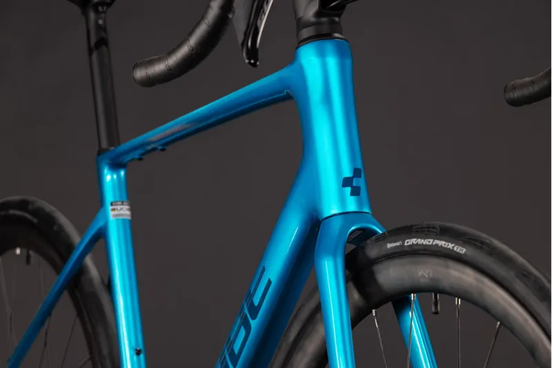 Cube Attain C:62 SLX Carbon road bike 2027 in Bali/Blue-6