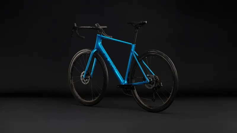 Cube Attain C:62 SLX Carbon road bike 2027 in Bali/Blue-2