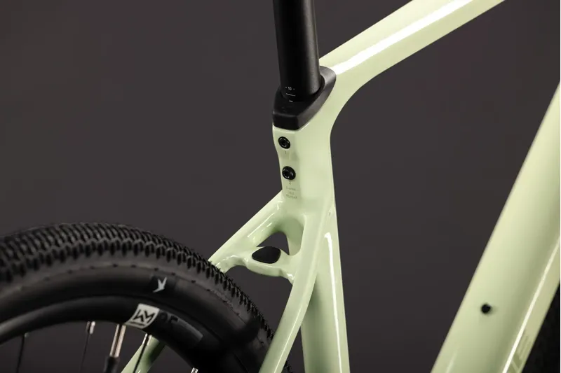Cube Nuroad Race Aluminium Gravel bike 2027 in Lindgreen/Matcha-8