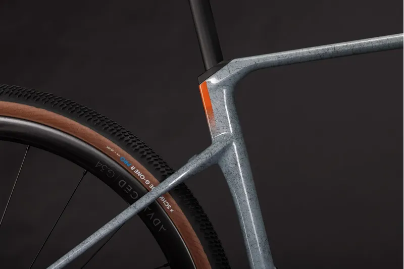 Cube Nuroad C:62 EXC 2027 in Wolf Fibre-6