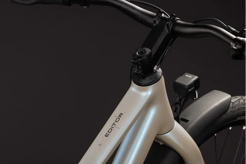 Cube Editor One FE 2027 in Glintsand Black-7