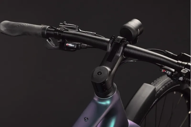 Cube Nulane Race FE 2027 in Smaragdgrey Prizm-1