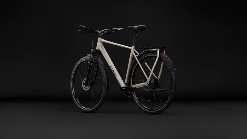 Cube Kathmandu One 2027 in Glintsand/Black-4