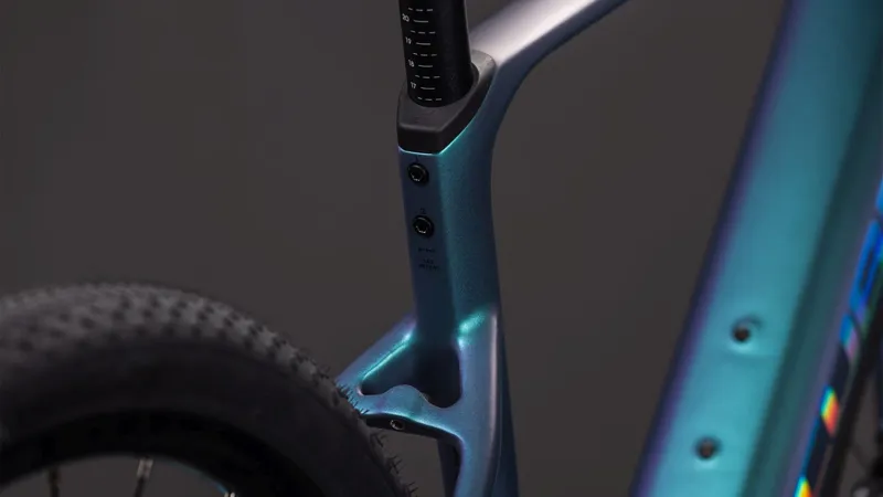 Cube Nulane Hybrid c:62 Slx 400x Electric Hybrid Bike 2026 in Polarlight/Prism-4