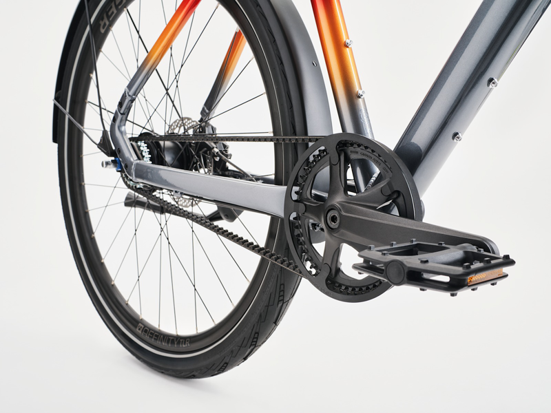 Diamant 141 700c Hybrid Bike 2027 in Magnetitgrau Metallic-1