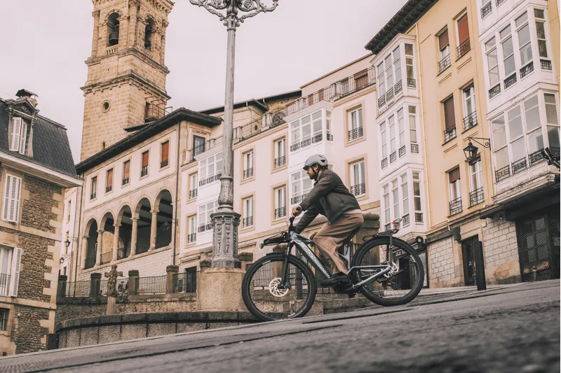 Mondraker PRIME X Electric Hybrid Bike 2027 in Grey/Black-5