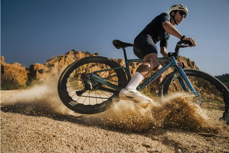 Mondraker ARID R Gravel Bike 2027 in Tokyo Blue/Black-9