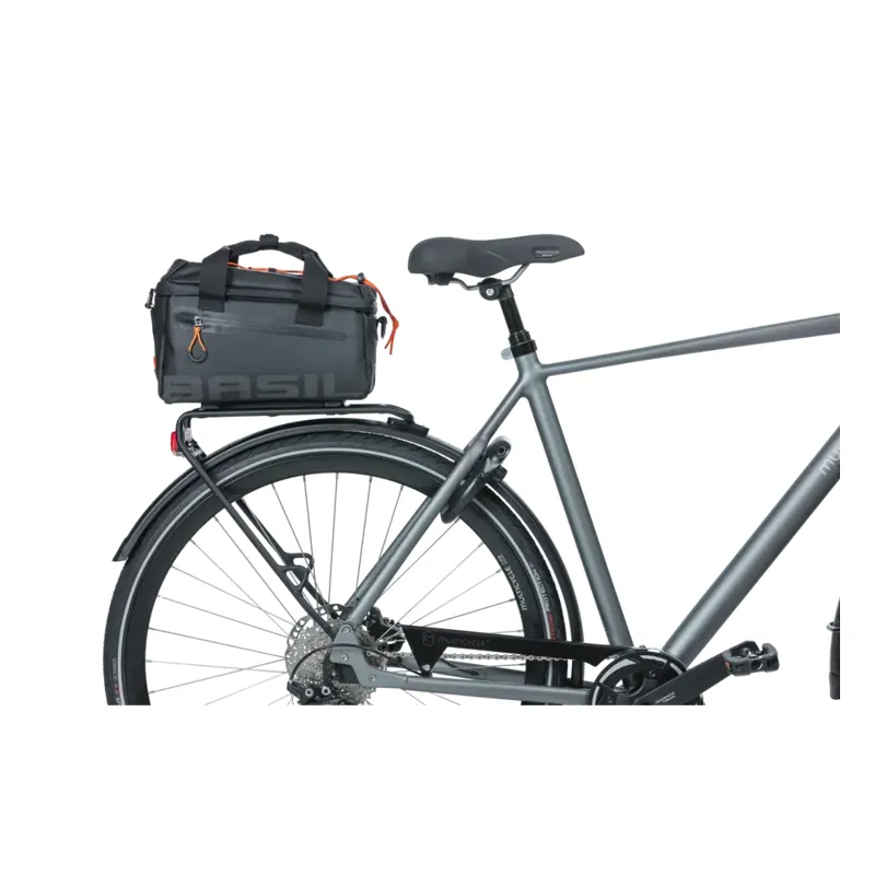 Basil Miles Tarpaulin Trunkbag 7L MIK in Black Orange-8
