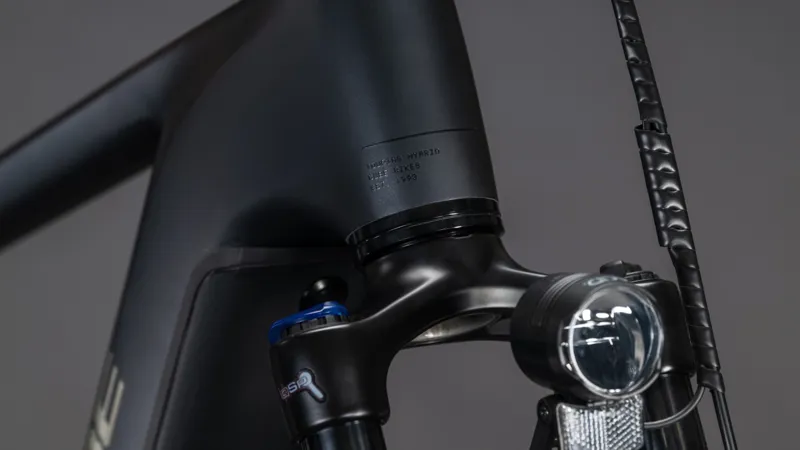 Cube Touring Hybrid ONE 600 Electric Hybrid Bike 2026 in Coal/Chrome-6