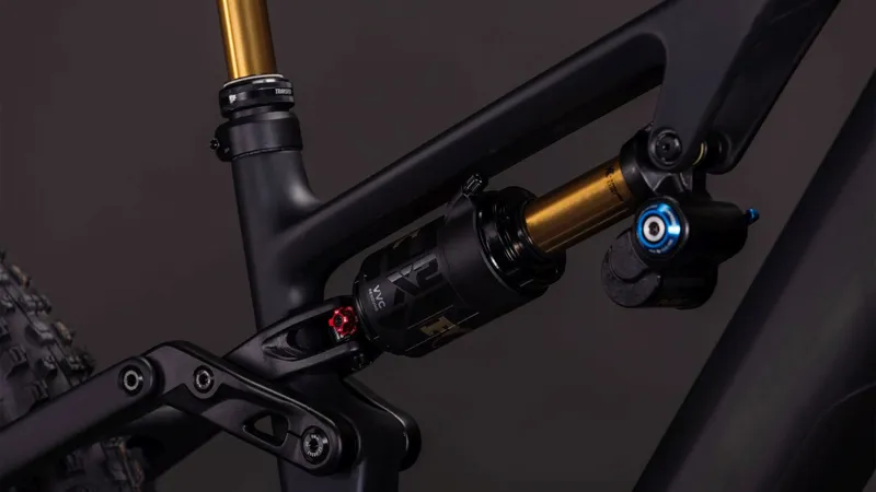 Cube Ams Hybrid one77 c:62 AT 600x Electric Mountain Bike 2026 in Carbon/Gold-5