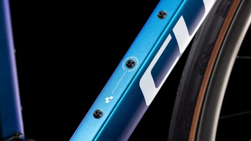 Cube Agree c:62 SLT Road Bike 2025 in Nebula/White-3