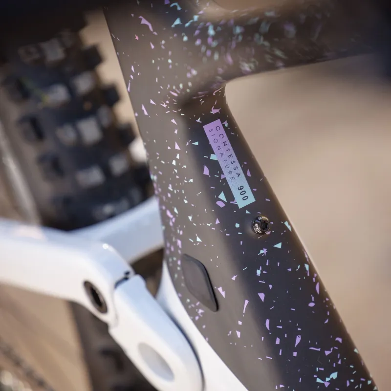 Scott Contessa Voltage eRIDE 900 Electric Full Suspension Mountain Bike 2025 in White-3