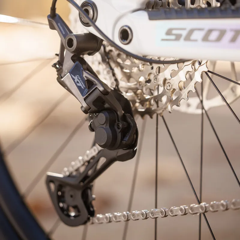 Scott Contessa Voltage eRIDE 900 Electric Full Suspension Mountain Bike 2025 in White-4