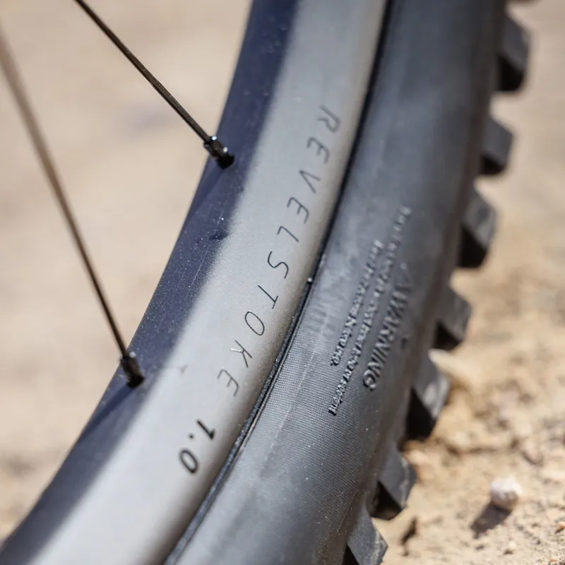 Scott Voltage eRIDE 900 Tuned Electric Full Suspension Mountain Bike 2025 in Grey-4