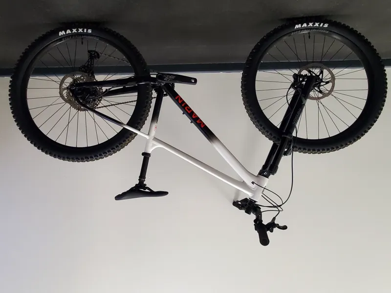 EX DISPLAY Marin San Quentin 3 29 Large Hardtail Mountain Bike 2024 in White/Black-5