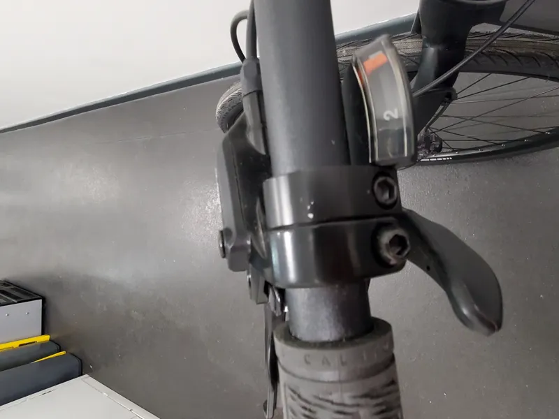 EX DISPLAY Marin Fairfax 2 Hybrid Bike Medium 2023 in Grey Black-2