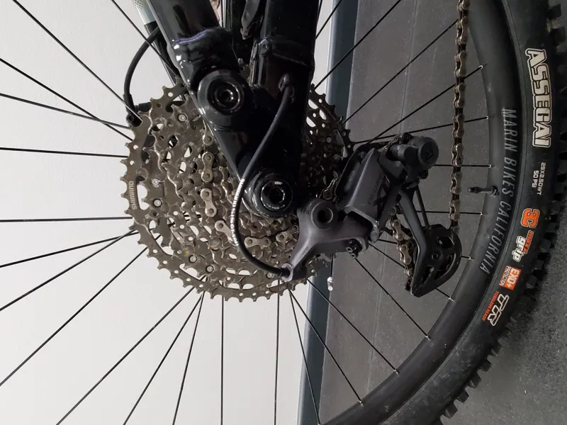 EX DEMO Marin Rift Zone E2 X-Large Electric Mountain Bike 2024 in Tan/Chrome-3