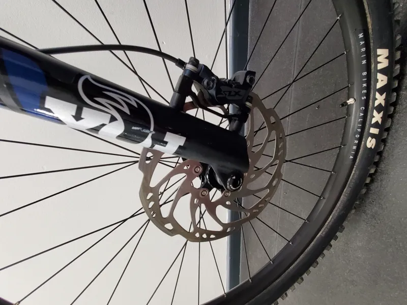 EX DEMO Marin Rift Zone 29in Carbon 2 Medium Full Suspension Mountain Bike 2024 in Gloss Blue/Carbon-11