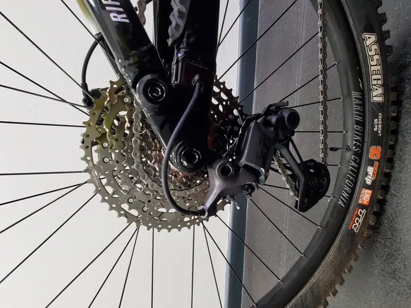 EX DEMO Marin Rift Zone E2 Medium Electric Mountain Bike 2024 in Tan/ Chrome-3