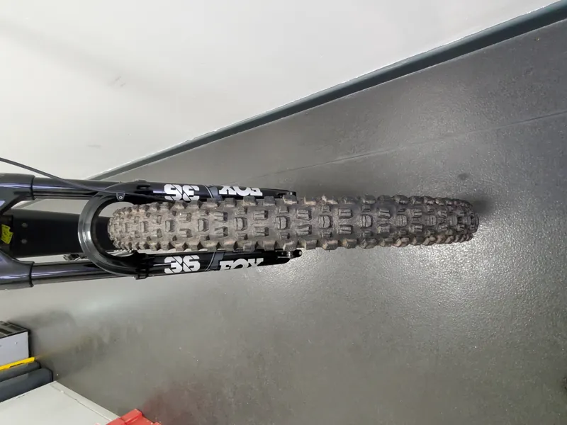 EX DEMO Marin Rift Zone E2 Medium Electric Mountain Bike 2024 in Tan/ Chrome-5