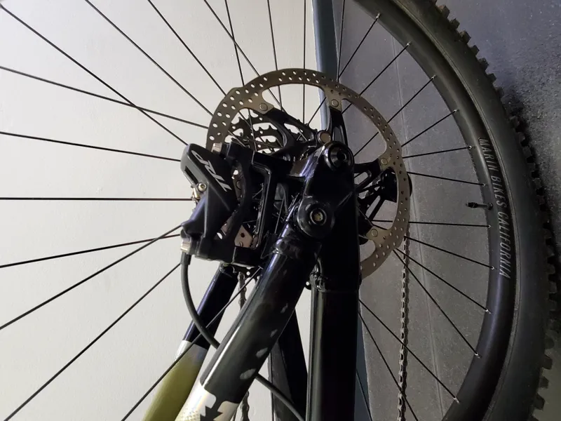 EX DEMO Marin Rift Zone E2 Medium Electric Mountain Bike 2024 in Tan/ Chrome-7