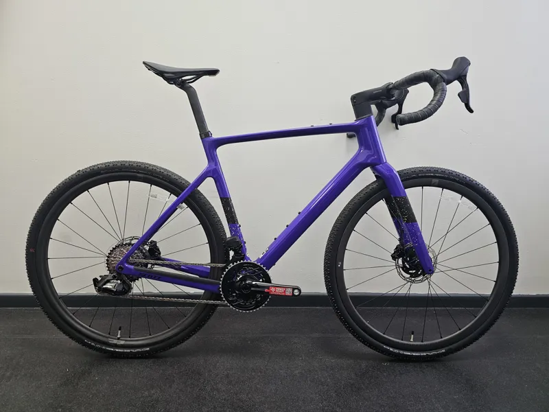 EX DISPLAY Scott Addict Gravel 10 Gravel Bike 56cm 2024 in Purple