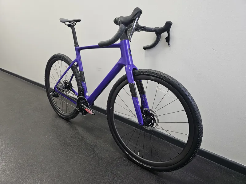 EX DISPLAY Scott Addict Gravel 10 Gravel Bike 56cm 2024 in Purple-7