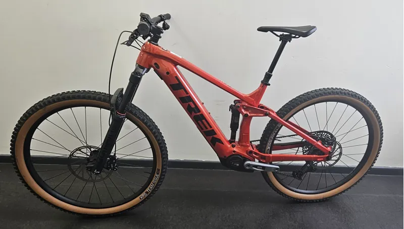 EX DEMO Trek Rail 8 Large GX AX 625 Electric MTB in Lava Red-3