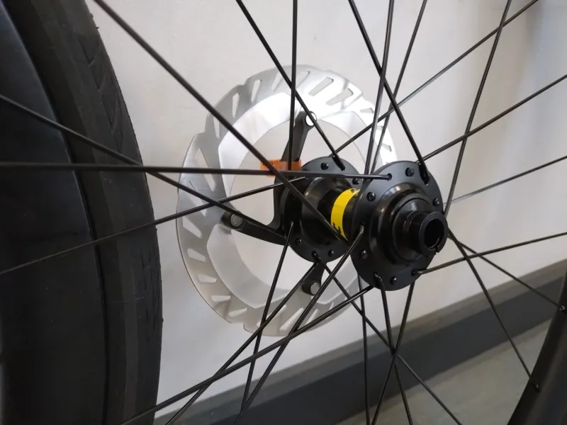 EX DISPLAY Mavic Cosmic S 42 700c HG Road Wheelset in Black-2