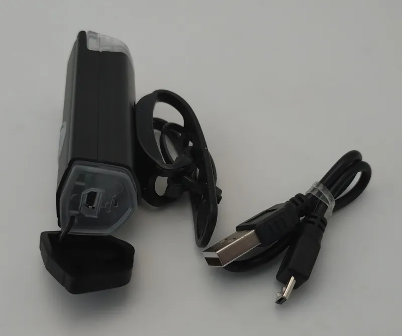 Syncros SHL-01 300 Lumen Front Light in Black-6