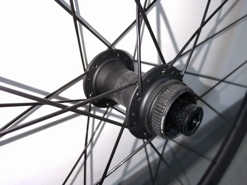 EX DISPLAY Bontrager Aeolus Elite 35 TLR Disc Front 700c Road Wheel in Black-2