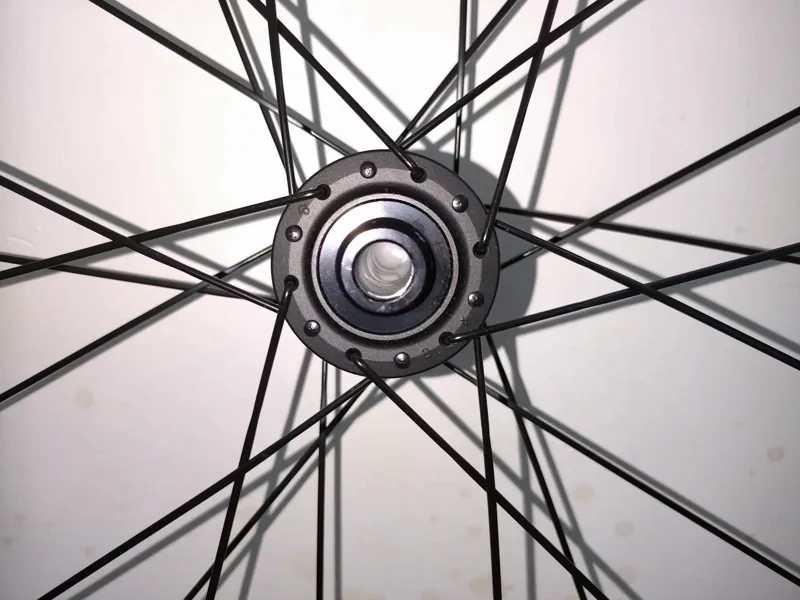 EX DISPLAY Bontrager Aeolus Elite 35 TLR Disc Front 700c Road Wheel in Black-4