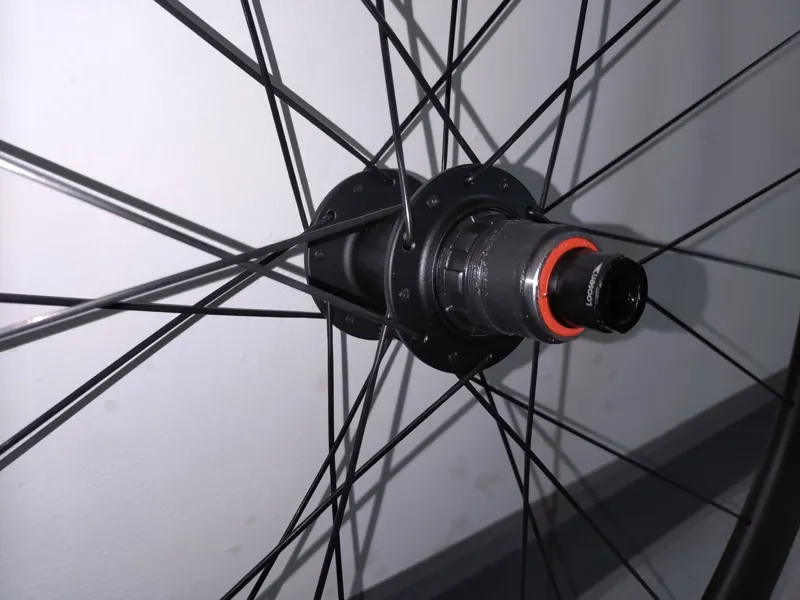 EX DISPLAY Bontrager Aeolus Elite 35 TLR Disc Rear 700c XDR Road Wheel in Black-4