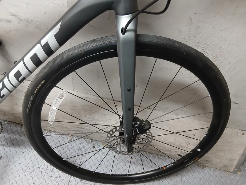 EX DEMO Giant FastRoad 2 Hybrid Bike Medium 2025 in Charcoal-10