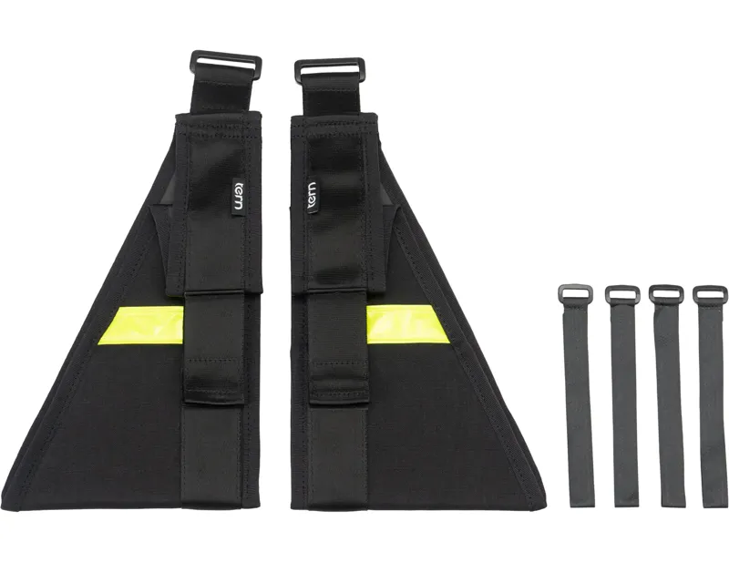 Balfes Bikes Tern Sidekick Stirrups in black | Free postage over £30, £10 off first order, price match & 0% finance.
