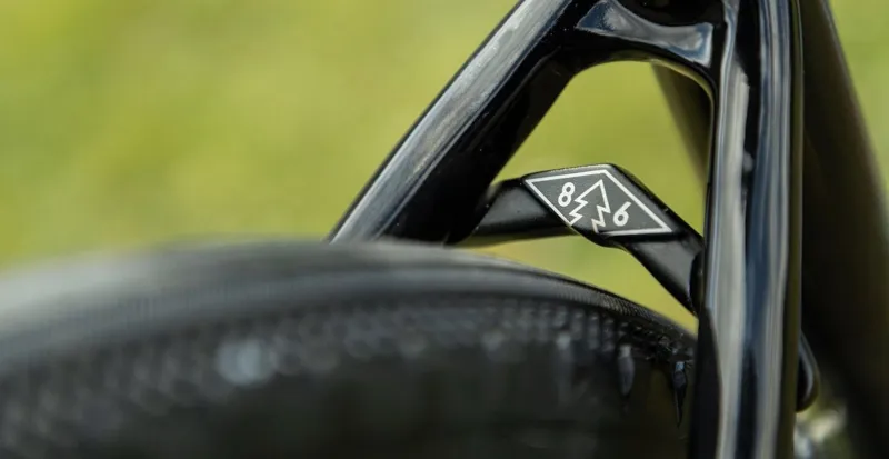 Marin Headlands 2 Gravel Road Bike 2025 in Black and Red-4