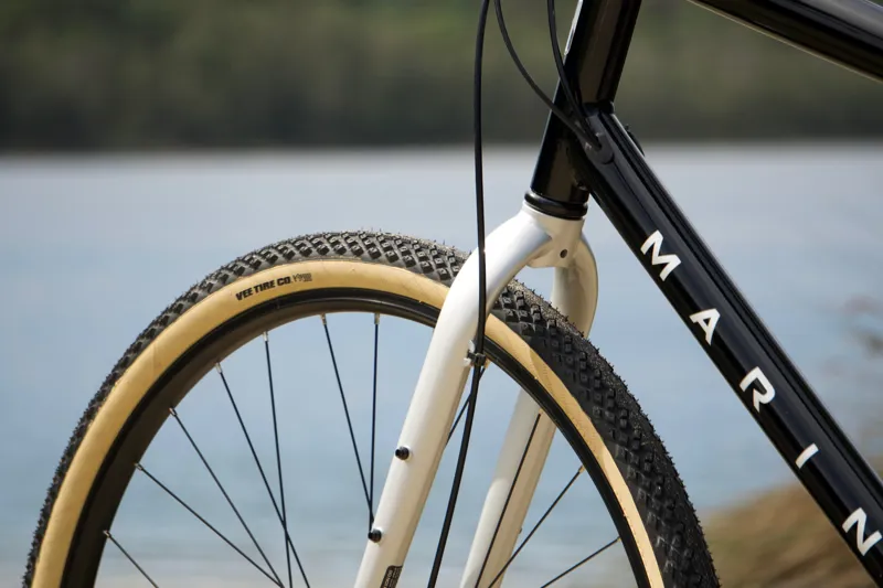 Marin Kentfield Step-Through 1 Hybrid Bike 2026 in Black-11