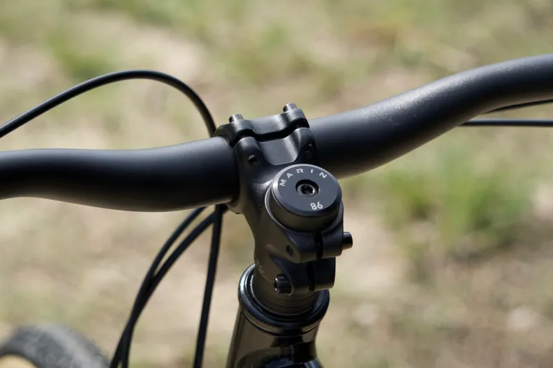 Marin Kentfield Step-Through 1 Hybrid Bike 2026 in Black-9