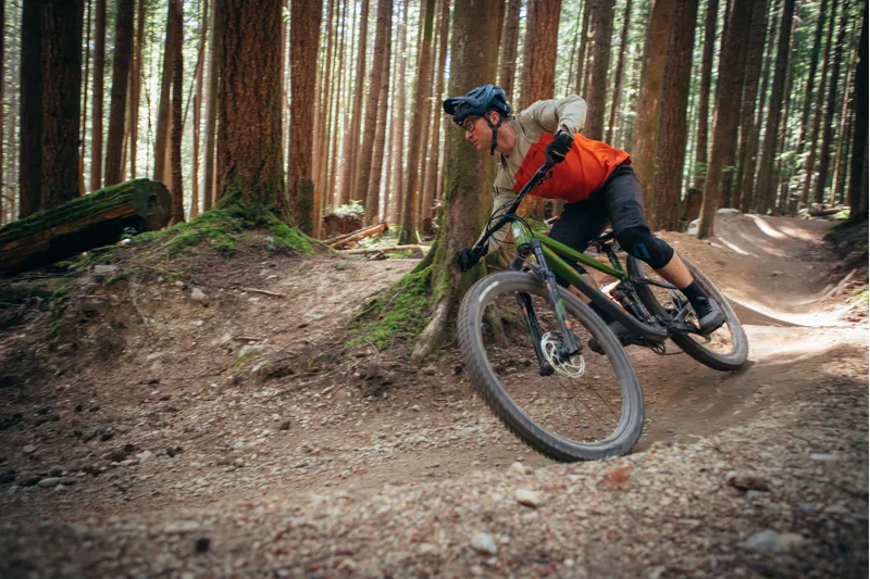 Marin Rift Zone 1 29 Inch Full Suspension Mountain Bike 2025 in Green/Grey-2