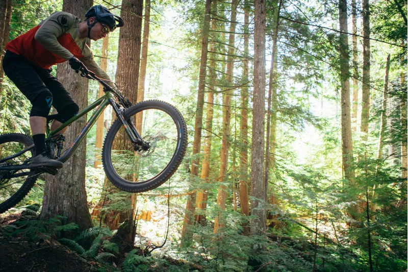 Marin Rift Zone 1 29 Inch Full Suspension Mountain Bike 2025 in Green/Grey-5