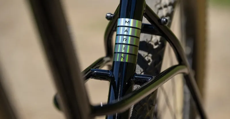 Marin Larkspur 2 Women's Hybrid Bike 2026 in Matt Black-4