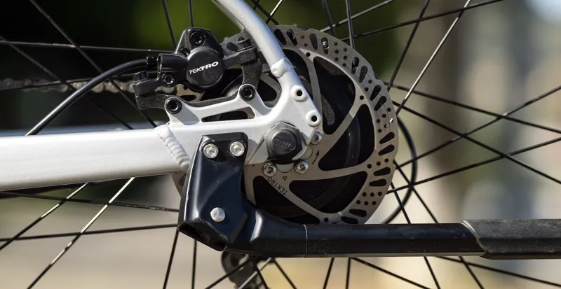 Marin Fairfax E Electric Hybrid Bike 2026 in Silver-6