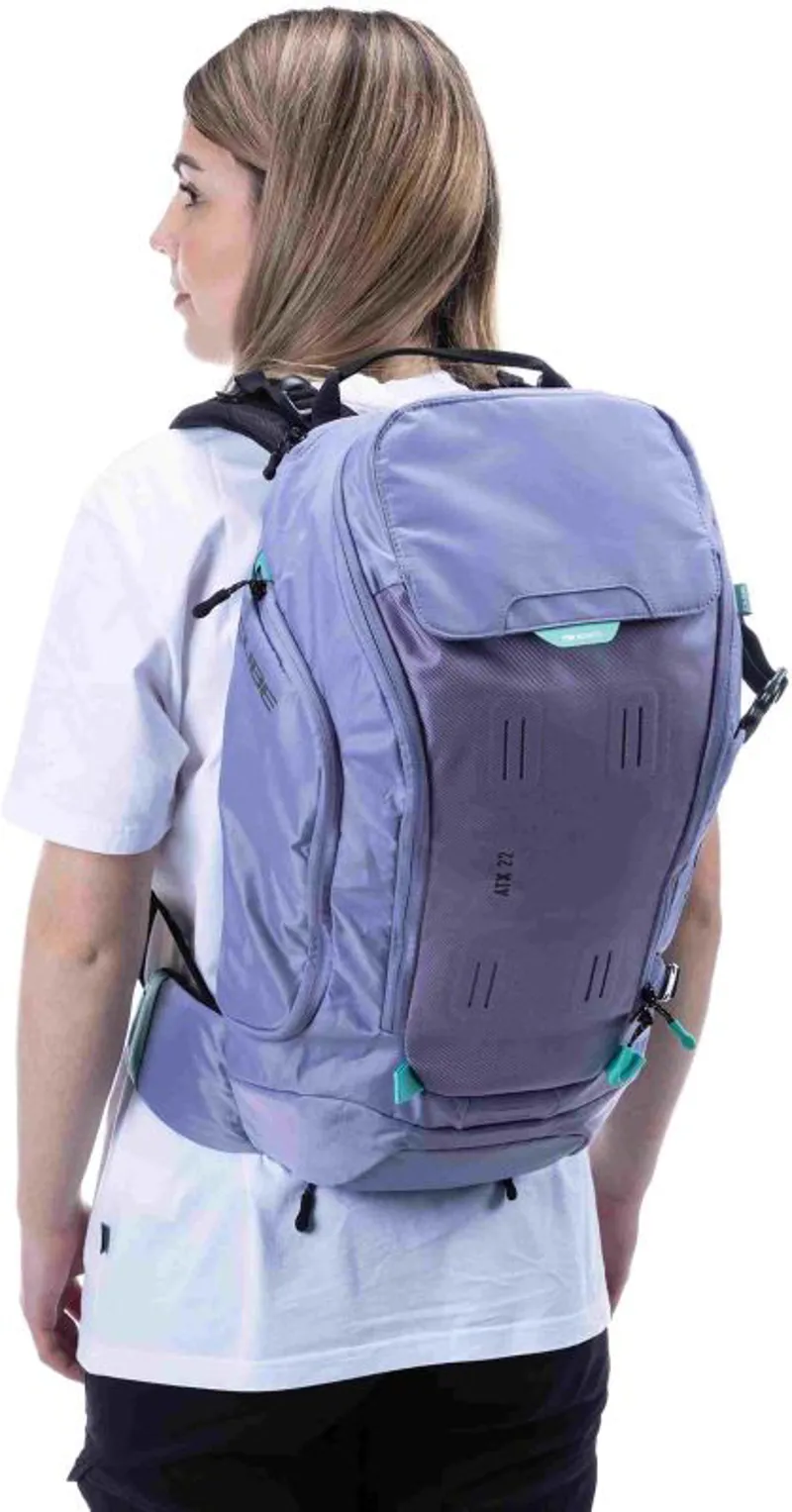 Cube Backpack Atx 22 in Violet-4