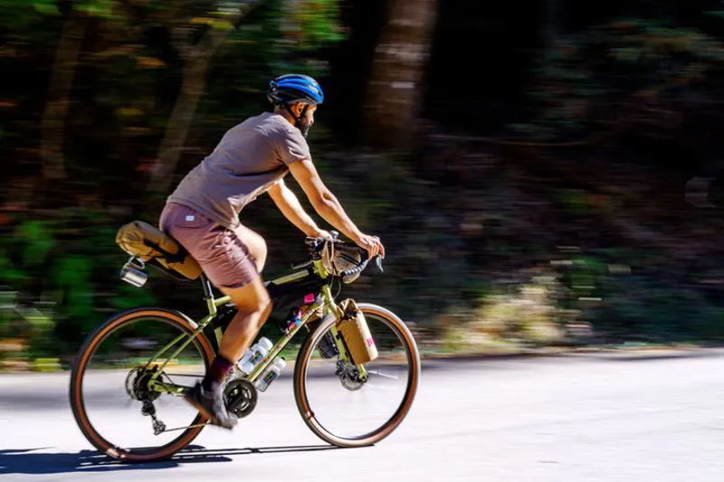 Marin Four Corners Gravel Bike 2026 in Tan Maroon-4