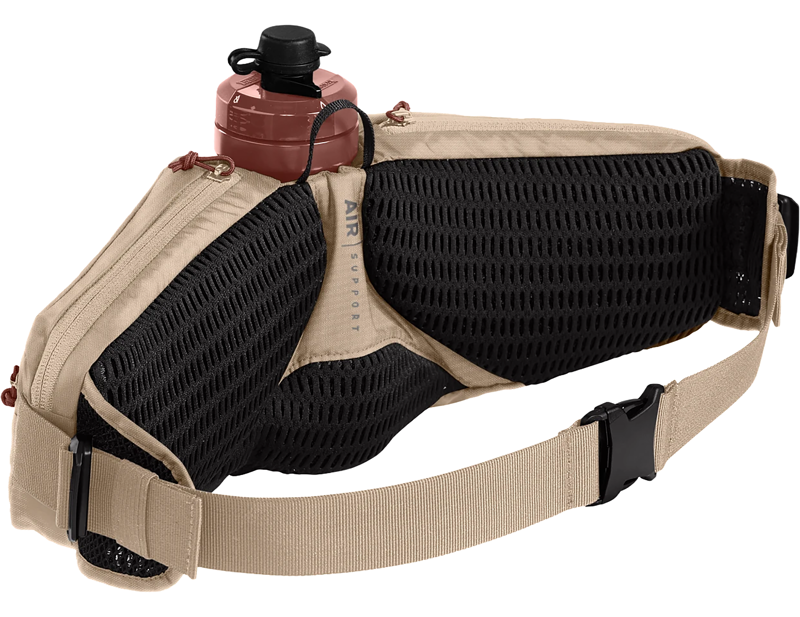 Camelbak Podium Flow 4 Hydration Belt with 21oz Podium Dirt Series Bottle in Moondust-2
